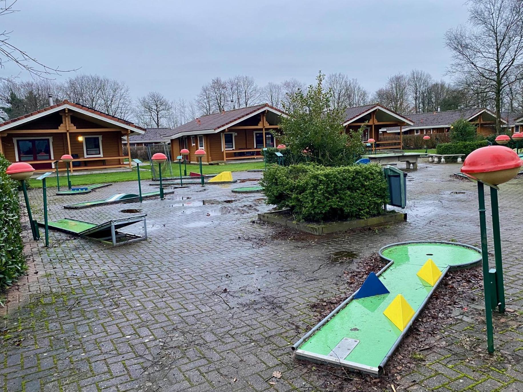 Bungalows In Het Holt Gramsbergen Exterior photo